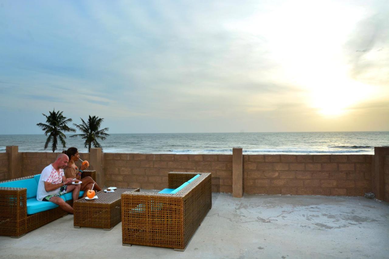 Green Ayurvedic Beach Resort Negombo Buitenkant foto