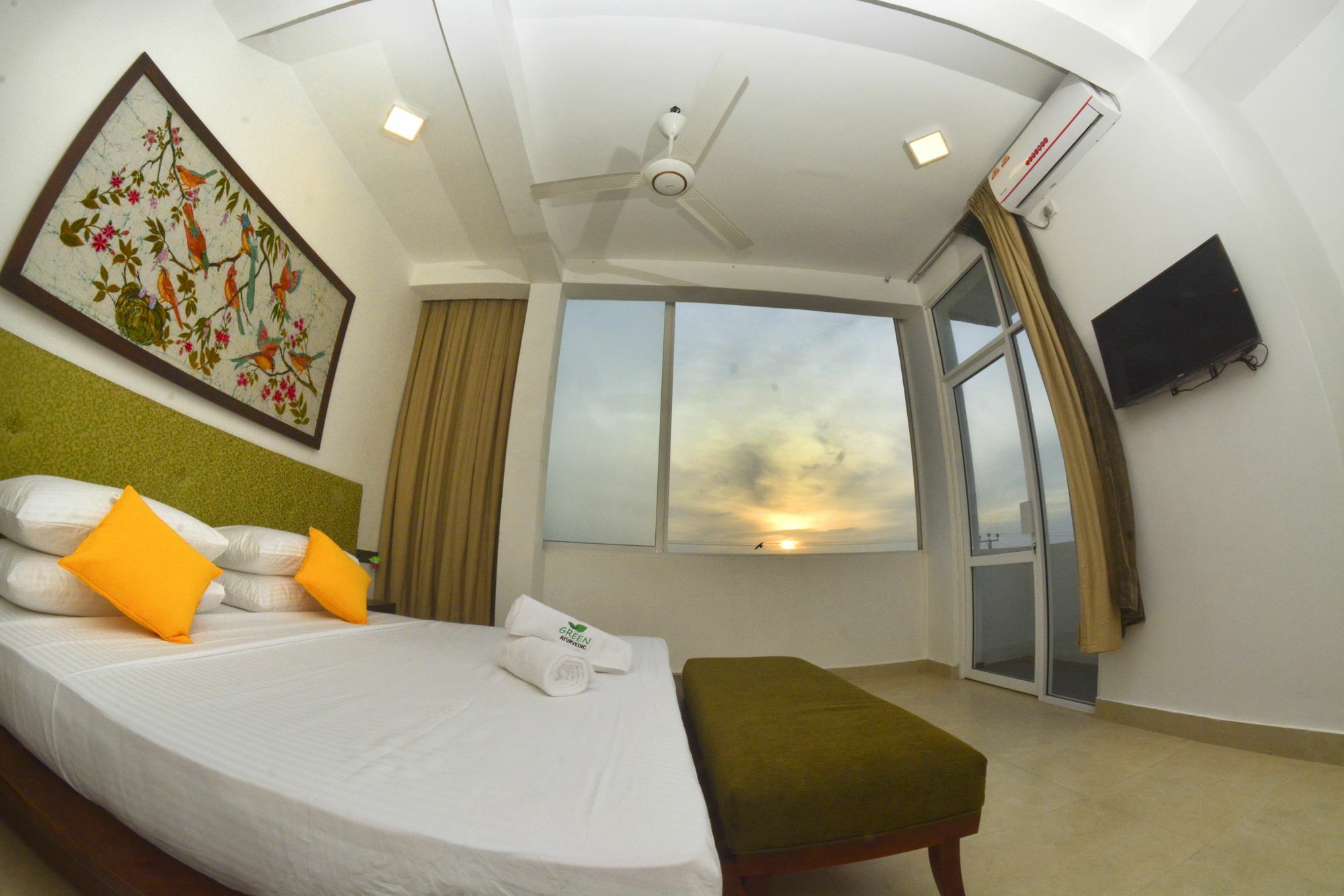 Green Ayurvedic Beach Resort Negombo Buitenkant foto